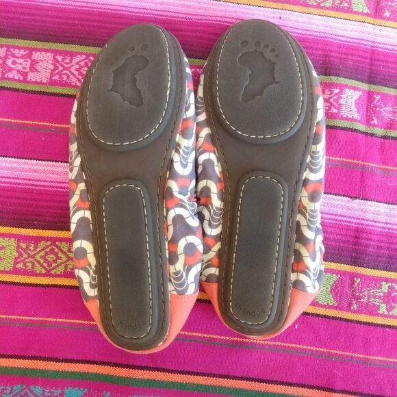 THANDO'S Orange, Green & White Squiggle Cotton Foldable Ballerina Flats 9 - Picture 7 of 13